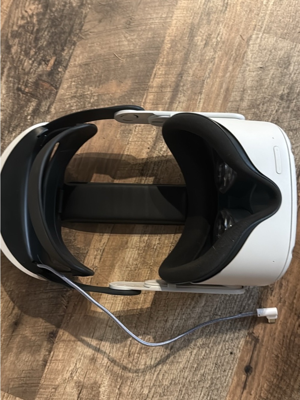 White VR Motion Controller - Picture 3 of 6